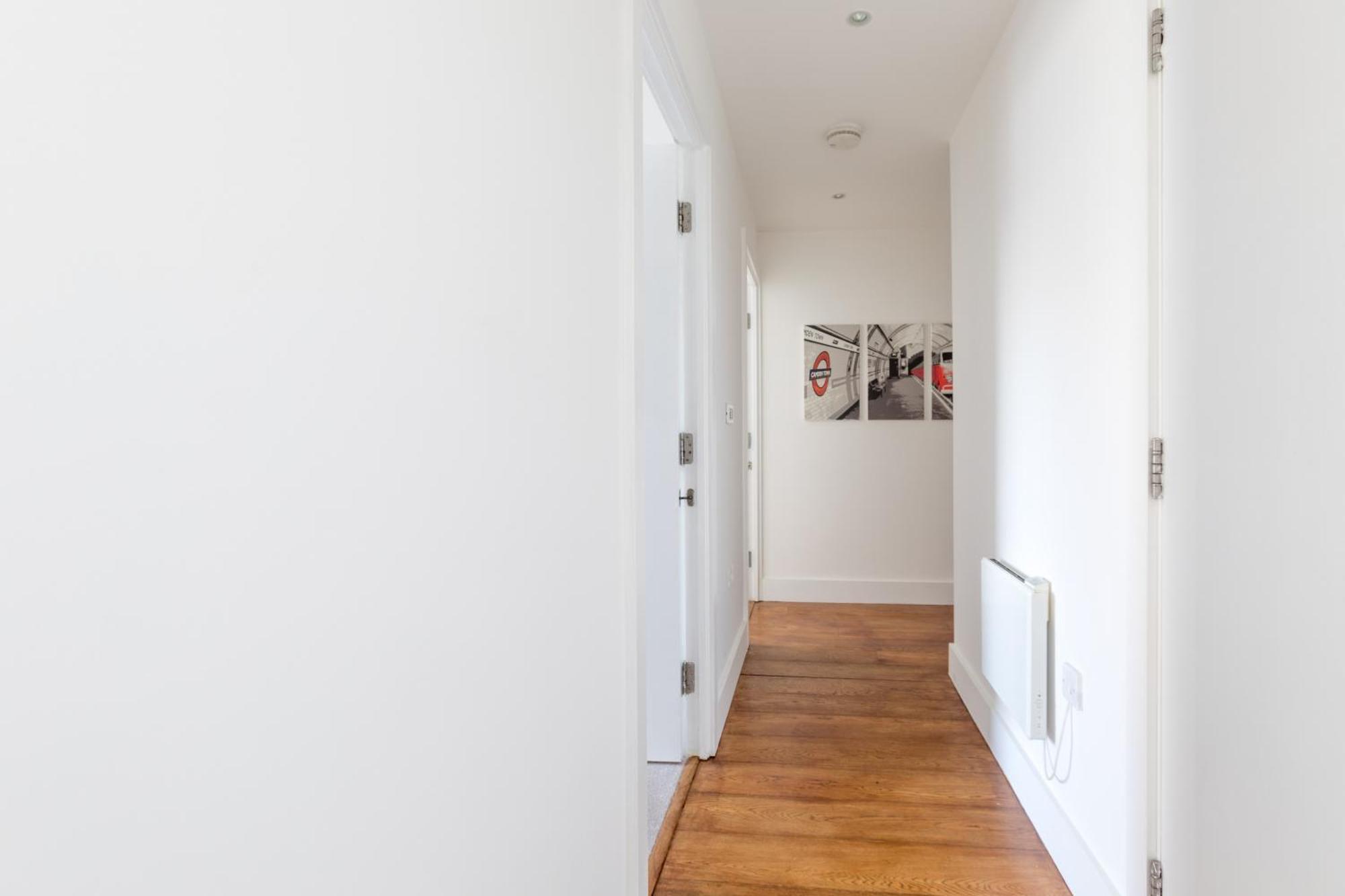 Luxury 2-Bed Flat Parking And Close To The Tube London Exterior photo
